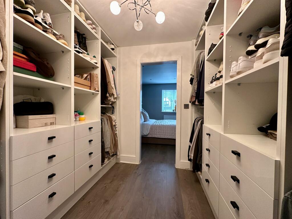 Additional image 14 of Wiggins Lane, Billericay, CM12