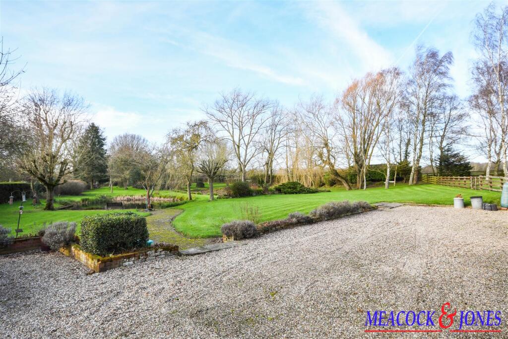 Additional image 3 of Blackmore Road, Fryerning, Ingatestone