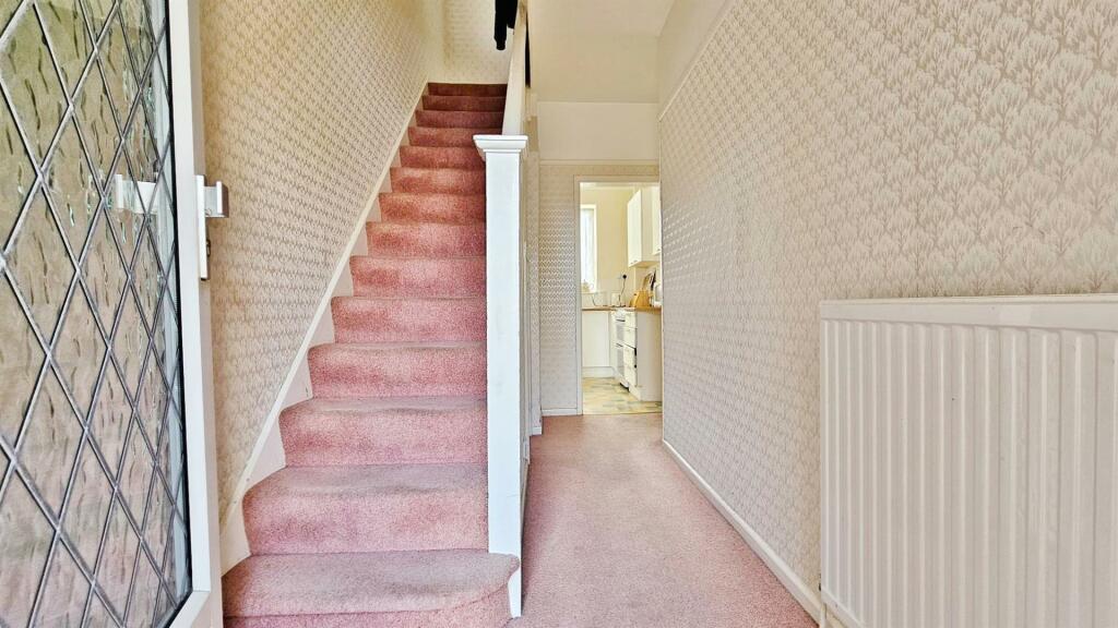 Additional image 4 of First Avenue, Walton On The Naze