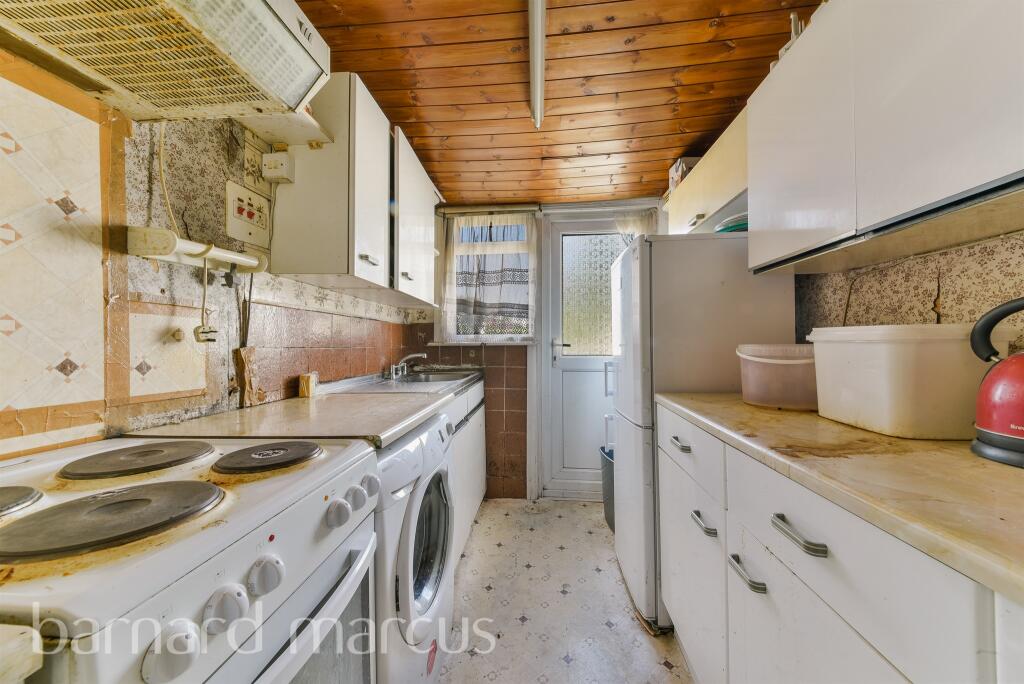 Additional image 2 of Bond Road, Mitcham