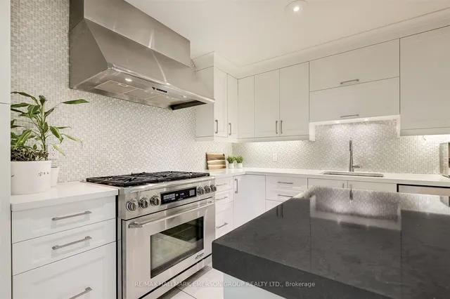 Additional image 9 of 388 Broadway Ave