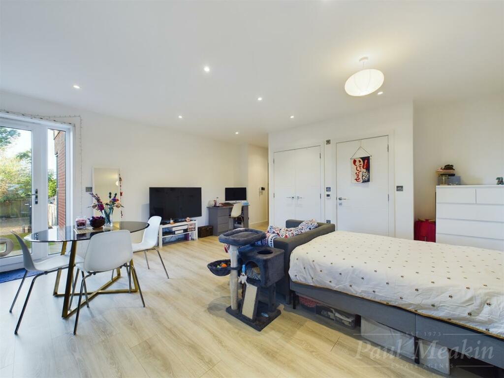 Additional image 7 of Melville Avenue, South Croydon