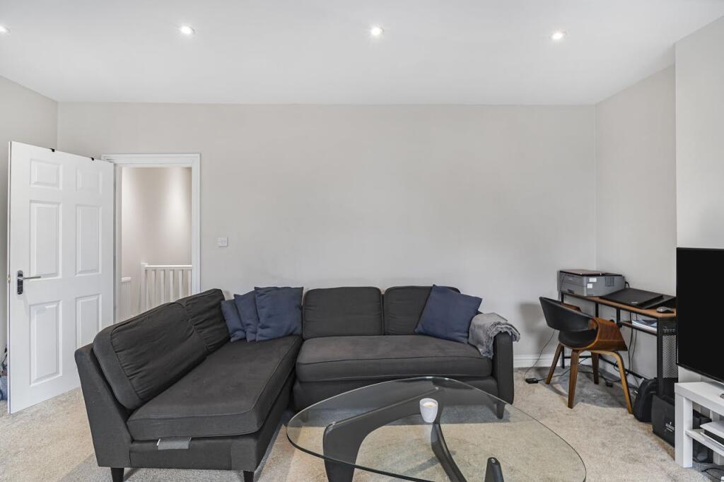 Additional image 25 of 108 Selsdon Road, South Croydon, CR2 6PG