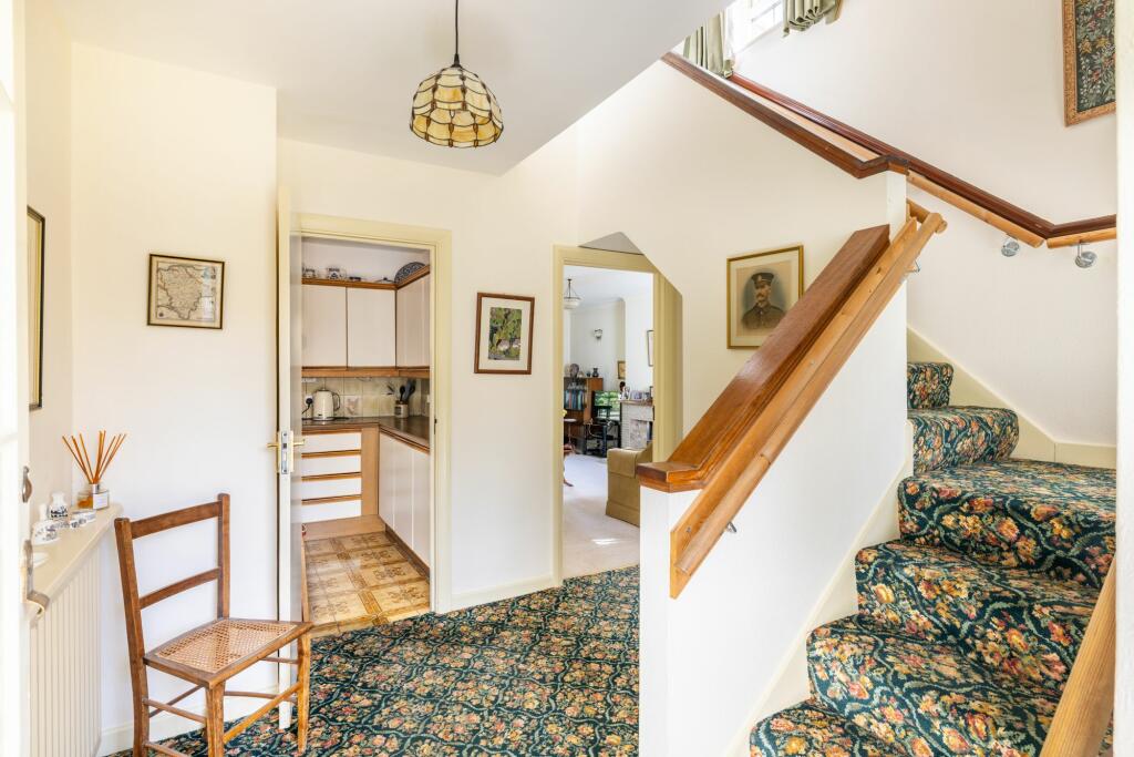 Additional image 3 of Woodside Close, Caterham, CR3