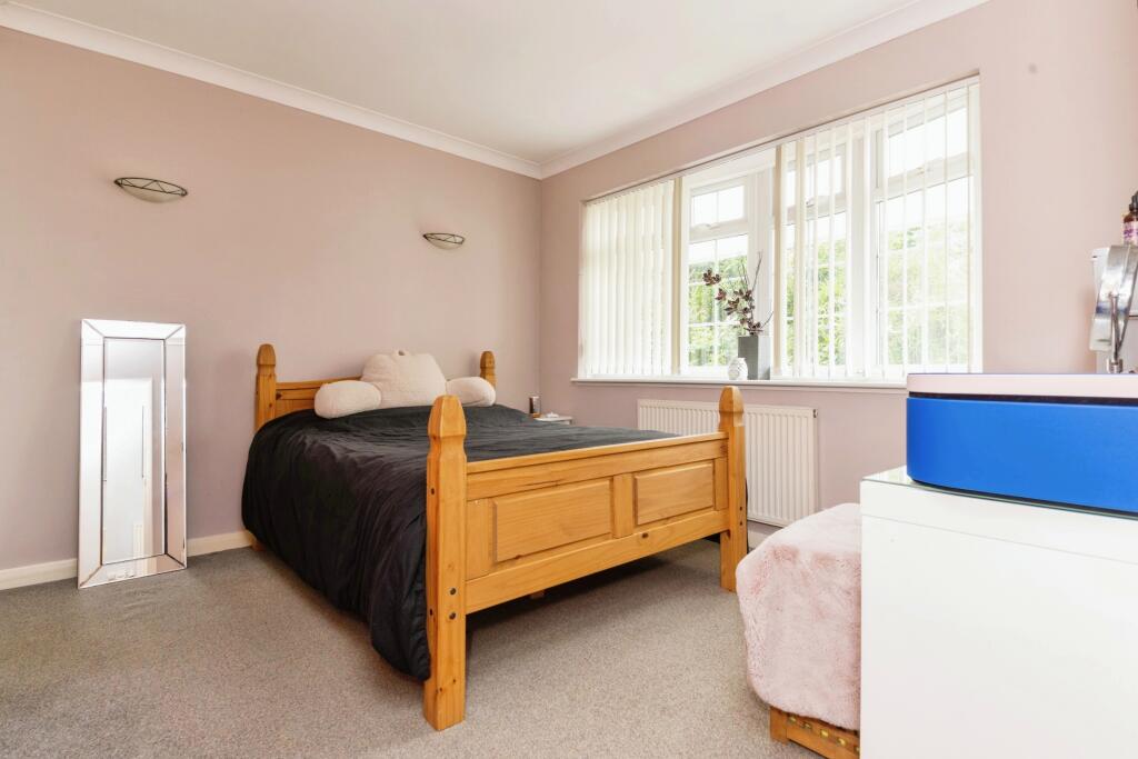 Additional image 11 of Thorpe Road, Kirby Cross, Frinton-on-Sea, Essex, CO13