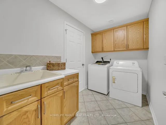 Additional image 15 of 129 Cadillac Cres