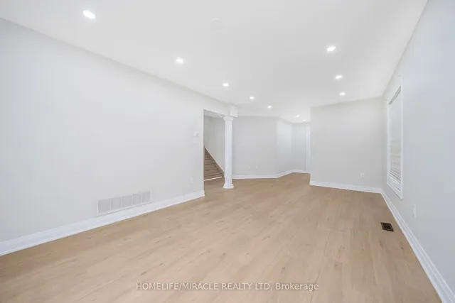 Additional image 7 of 13 Maple Beach Cres