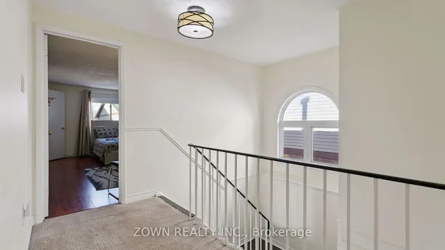 Additional image 16 of 33 Dafoe Cres