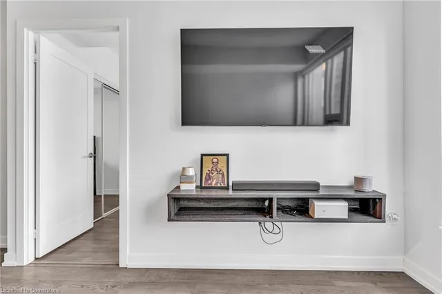 Additional image 24 of 10 York St Unit 2713