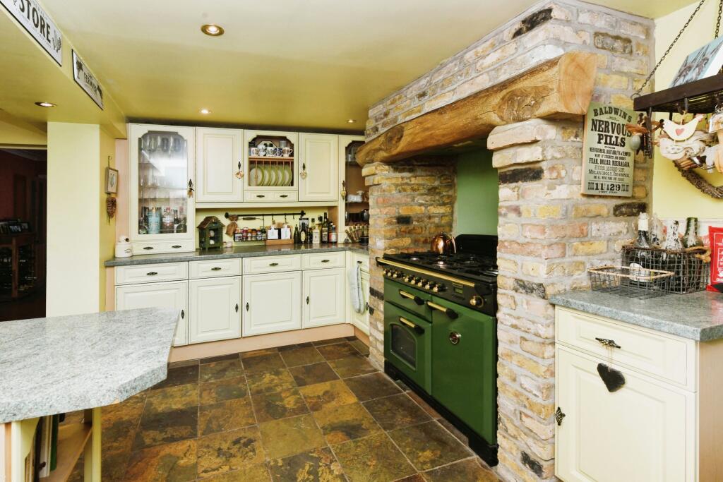 Additional image 4 of Blackmore Road, Doddinghurst, Brentwood, Essex, CM15