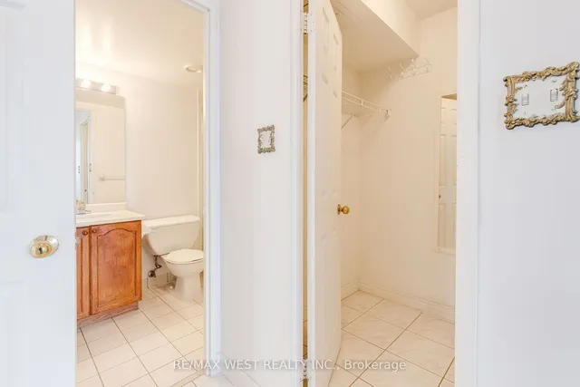 Additional image 14 of 28 Empress Ave Unit 1011