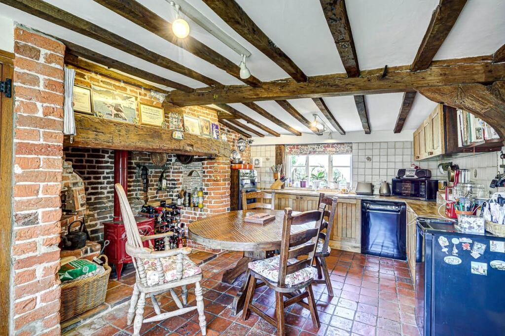 Additional image 11 of Doddinghurst Road, Pilgrims Hatch, CM15