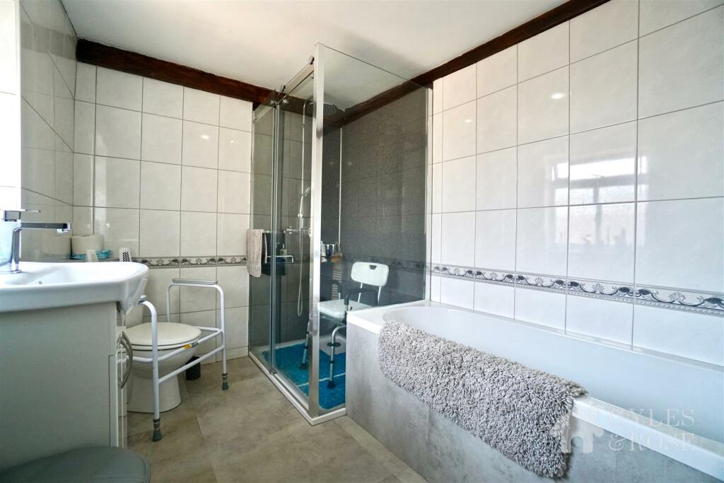 Additional image 9 of High Street, Mistley