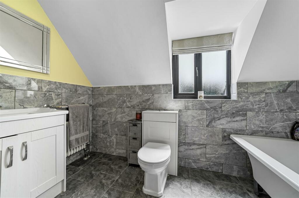 Additional image 6 of Parsonage Lane, Tendring