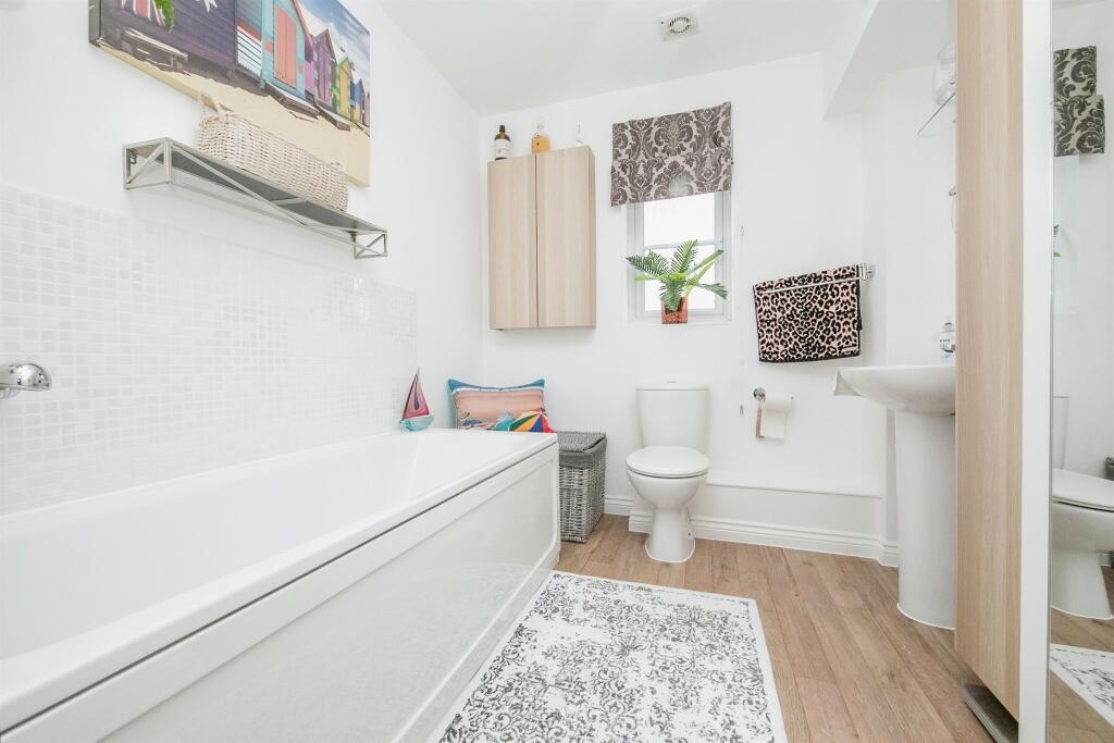 Additional image 15 of Lungley Rise, COLCHESTER