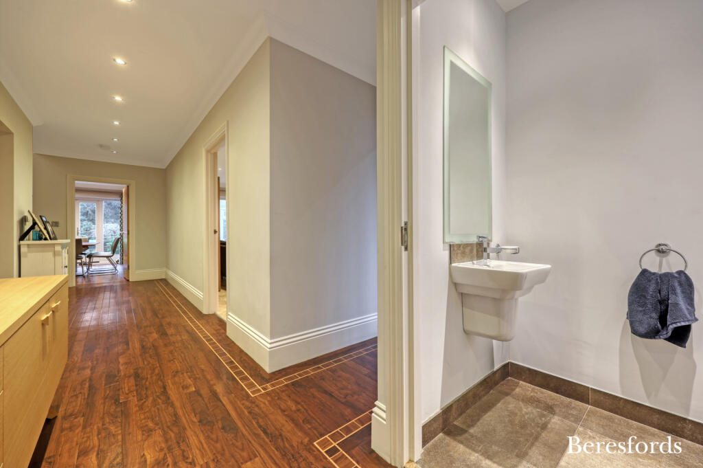 Additional image 4 of Worrin Place, Shenfield, CM15