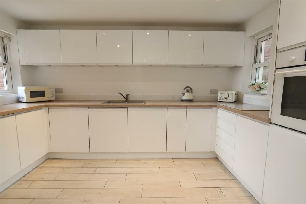 Additional image 2 of Sawyers Grove, Brentwood, Essex