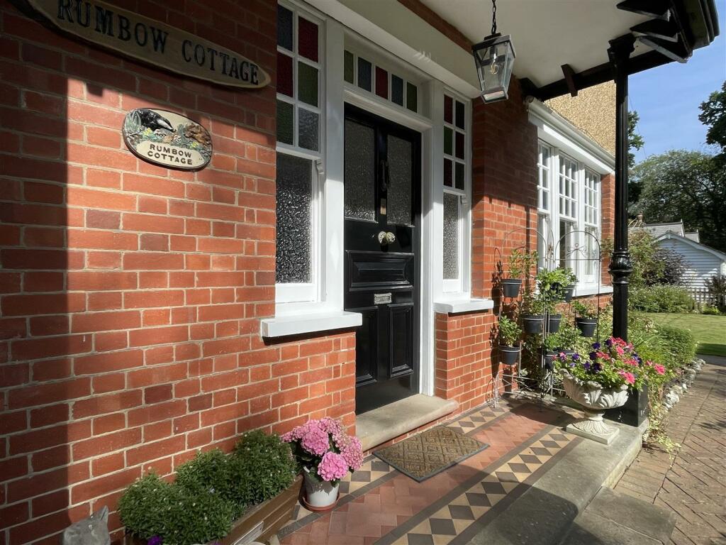 Additional image 6 of How Lane, Chipstead