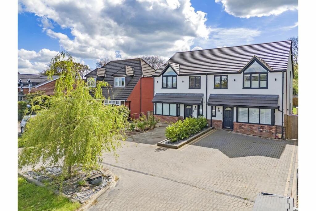 Primary image of Ongar Road, Brentwood, CM15