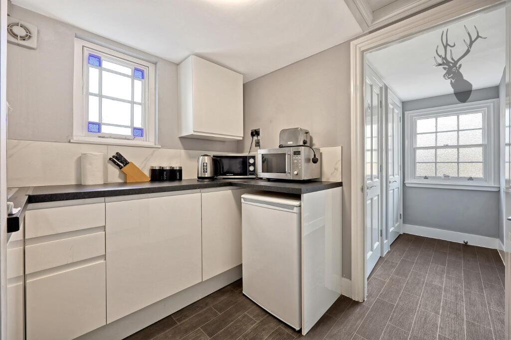 Additional image 2 of High Street, Ongar