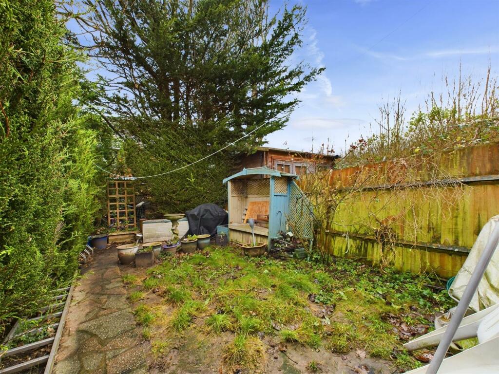 Additional image 13 of Stoats Nest Road, Coulsdon