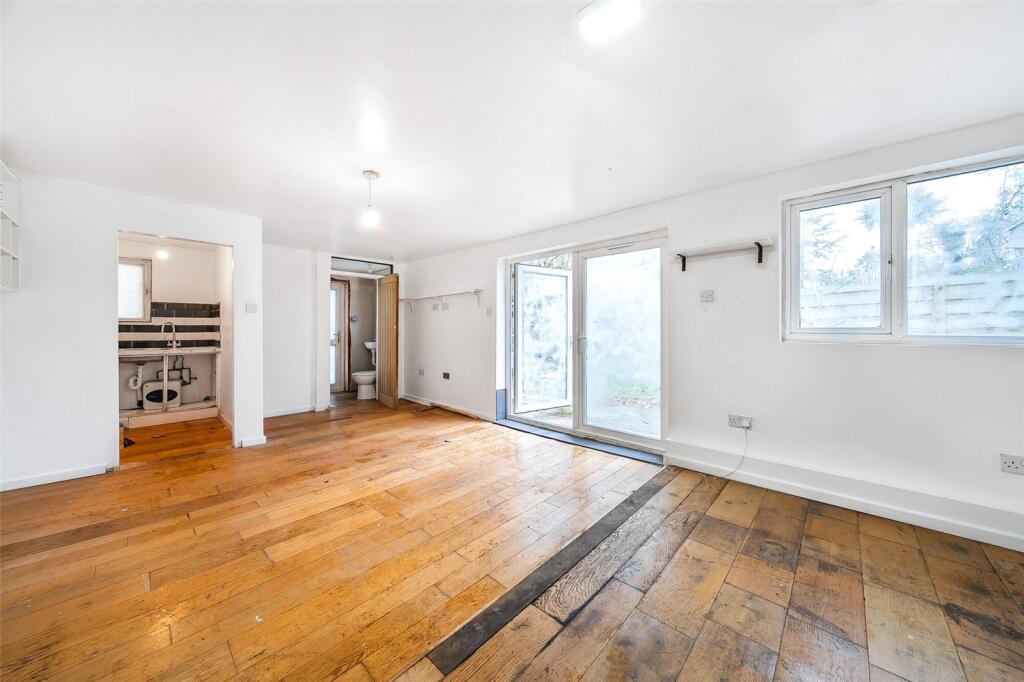 Additional image 23 of Ridgemount Avenue, Croydon