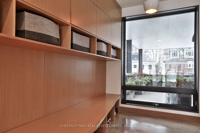 Additional image 4 of 82 Hudson Dr