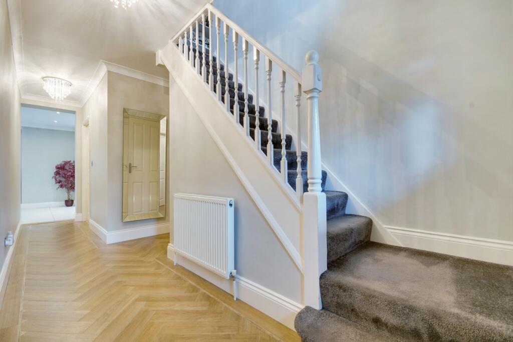 Additional image 6 of Rochford Avenue, Shenfield, Brentwood, CM15