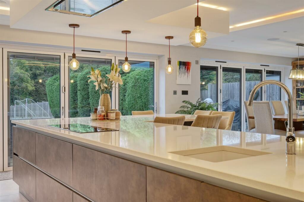 Additional image 6 of Noak Hill Close, Billericay, Essex