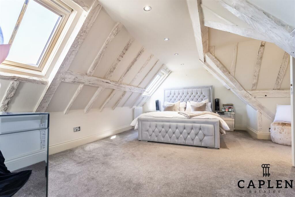 Additional image 22 of Fiddlers Hamlet