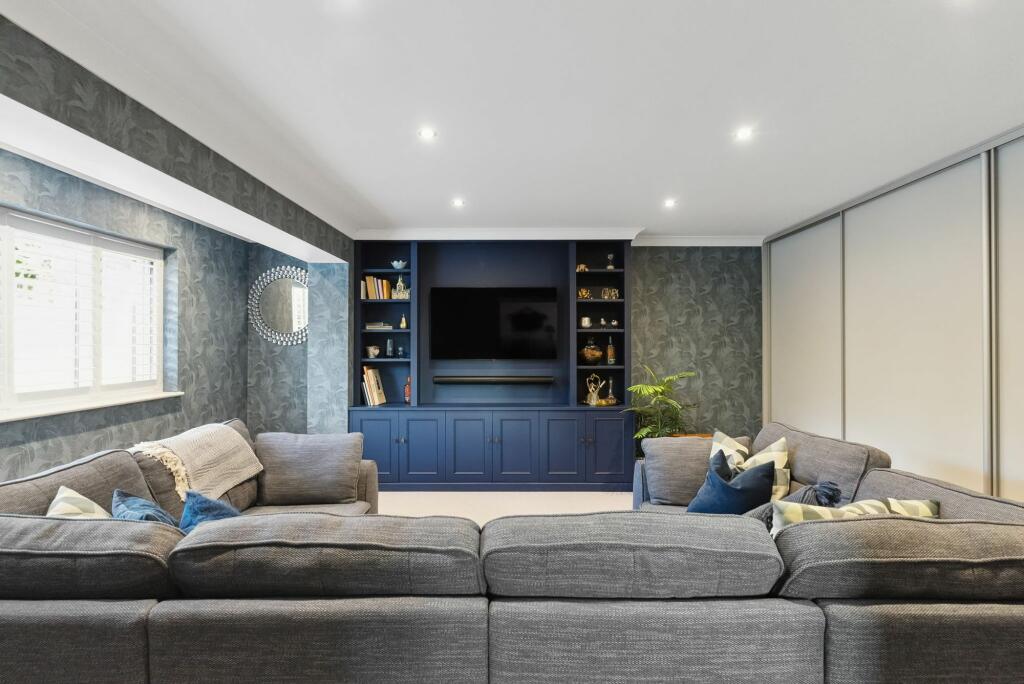 Additional image 29 of Starrock Road, Coulsdon, CR5