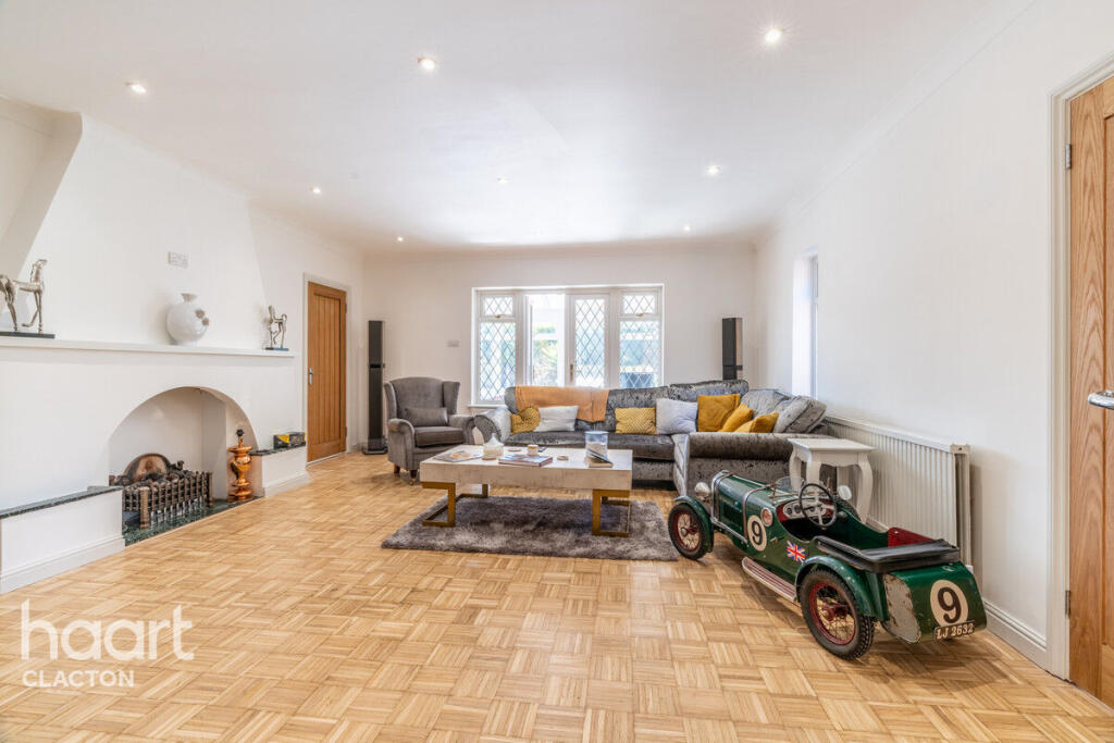 Additional image 11 of Naze Park Road, Walton On The Naze