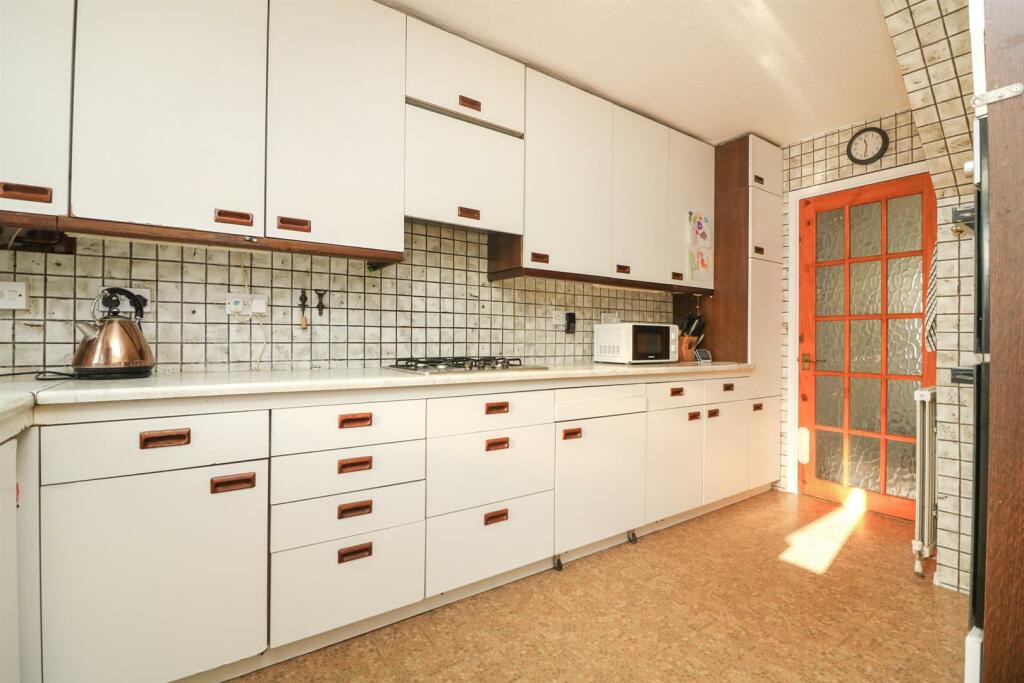 Additional image 7 of New Moor Crescent, Southminster