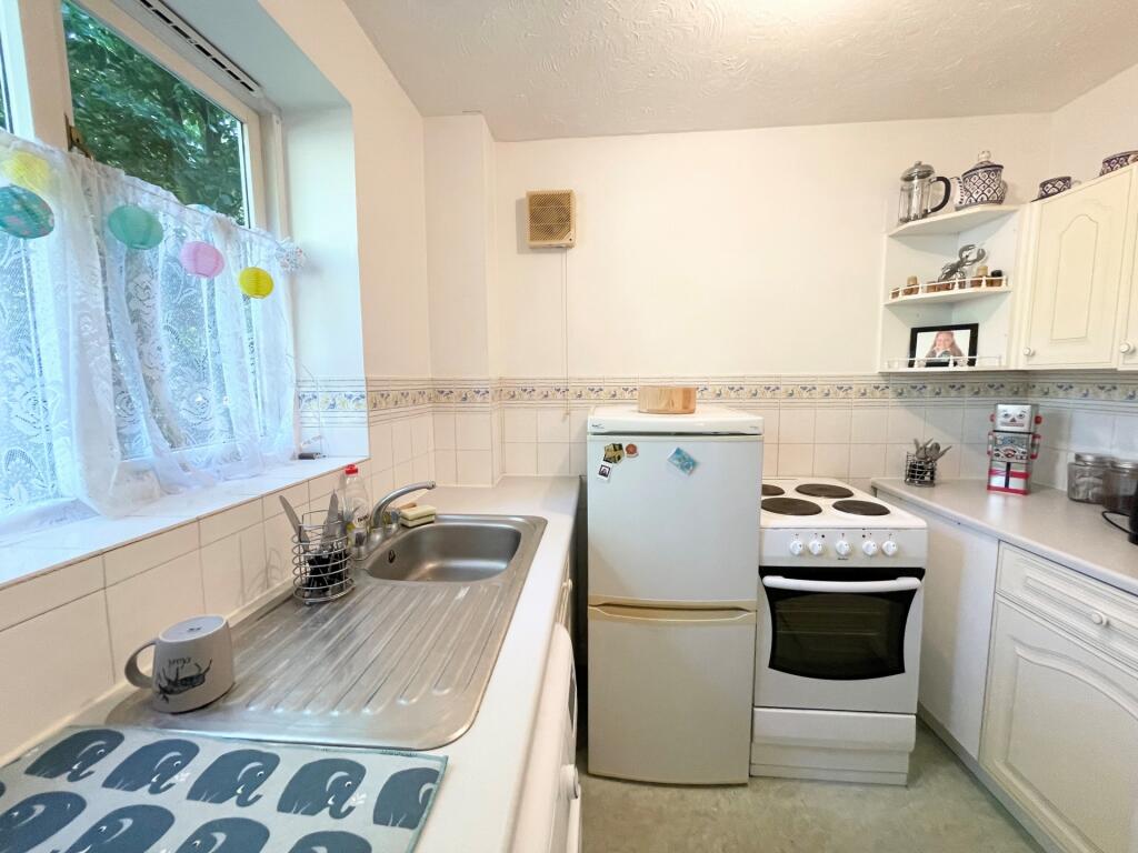 Additional image 5 of Woodland Grove, Epping, CM16