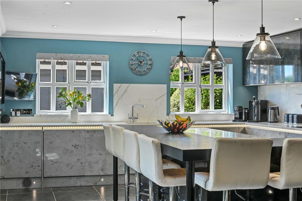 Additional image 10 of Walton Road, Kirby-le-Soken, Frinton-on-Sea, Essex, CO13