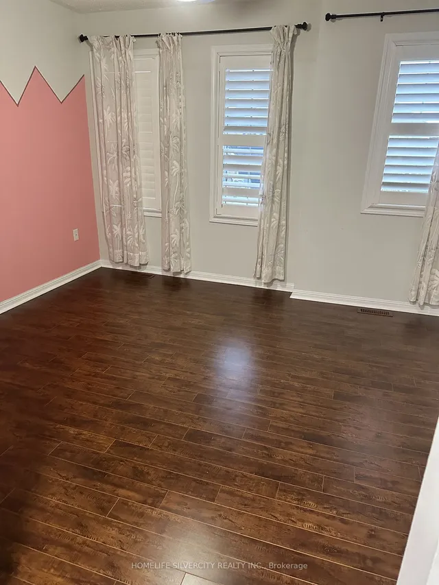 Additional image 19 of 36 Bonavista Dr