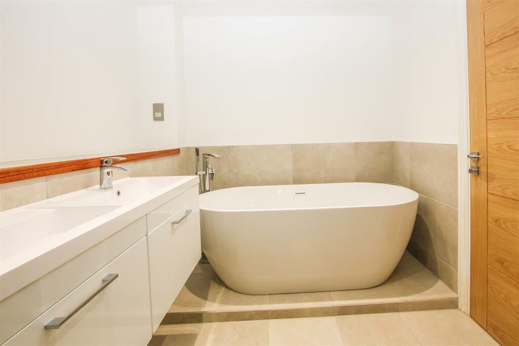 Additional image 12 of Shenfield Road, Shenfield, Brentwood