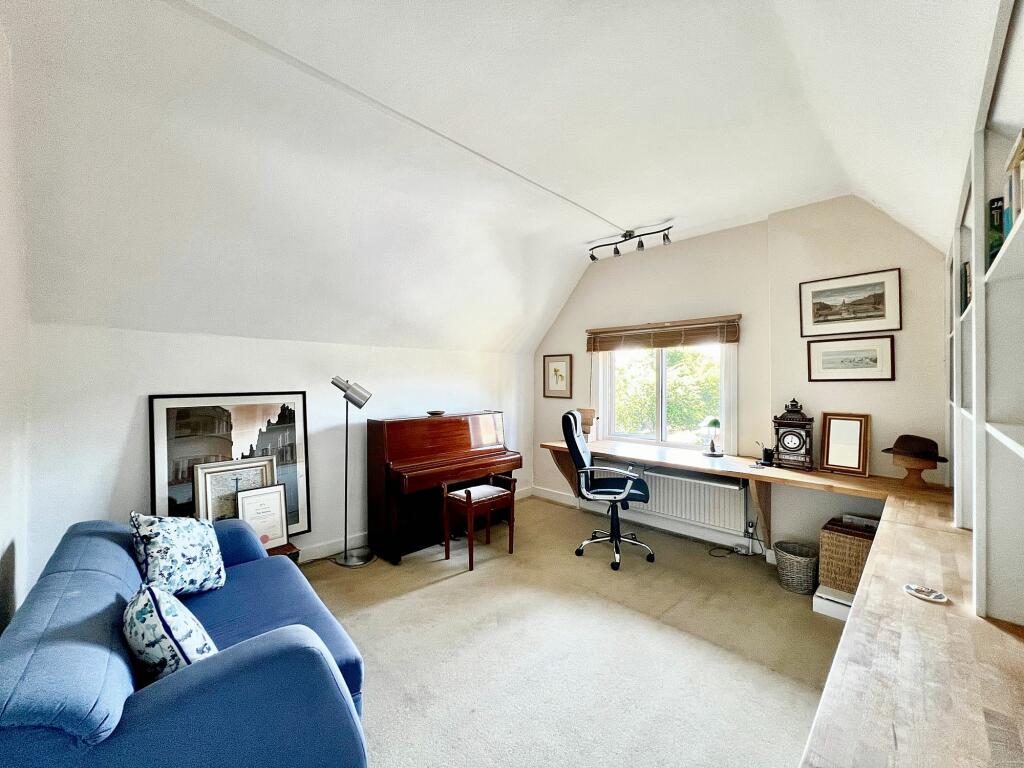 Additional image 17 of The Drive, Coulsdon, CR5