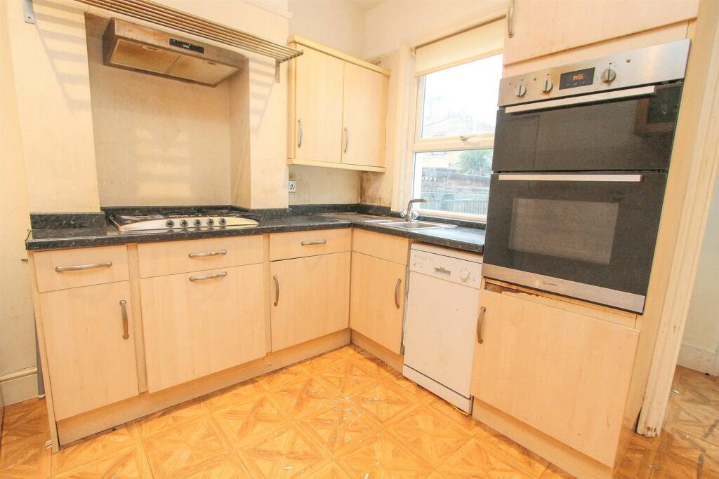 Additional image 6 of Acacia Road, Mitcham