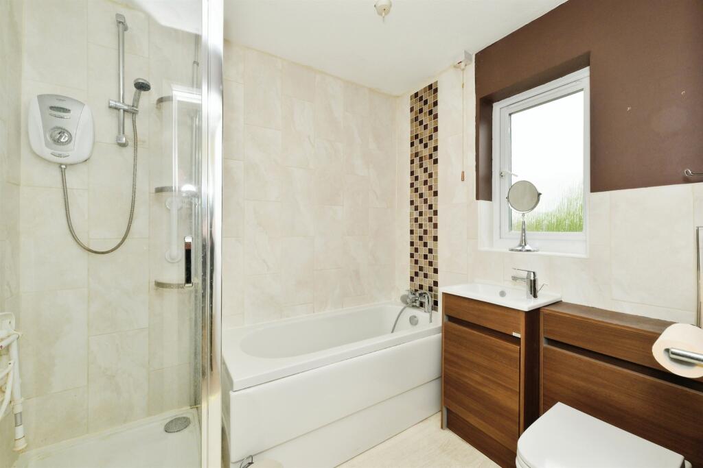 Additional image 8 of Southern Lodge, Harlow