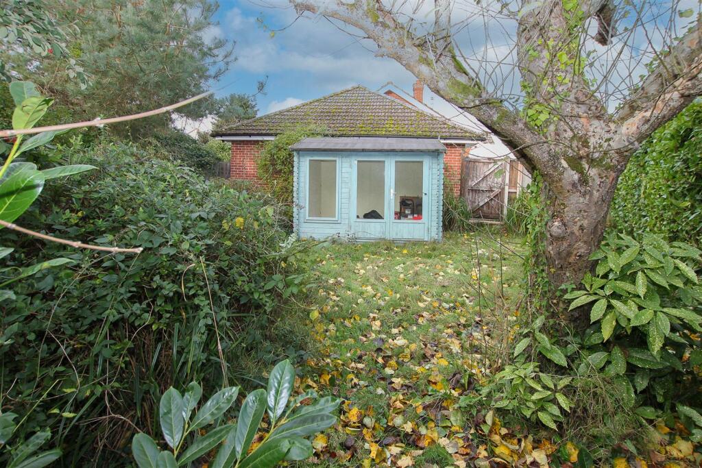 Additional image 17 of Elmtree Avenue, Kelvedon Hatch, Brentwood