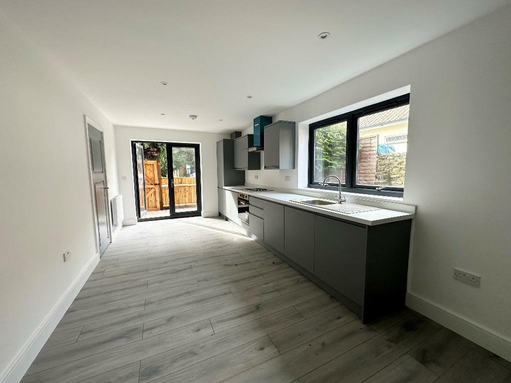 Additional image 5 of Whyteleafe Hill, Whyteleafe, CR3 0AG