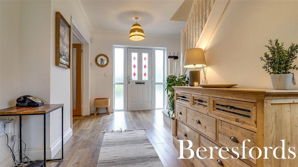 Additional image 20 of Coxtie Green Road, Pilgrims Hatch, CM14