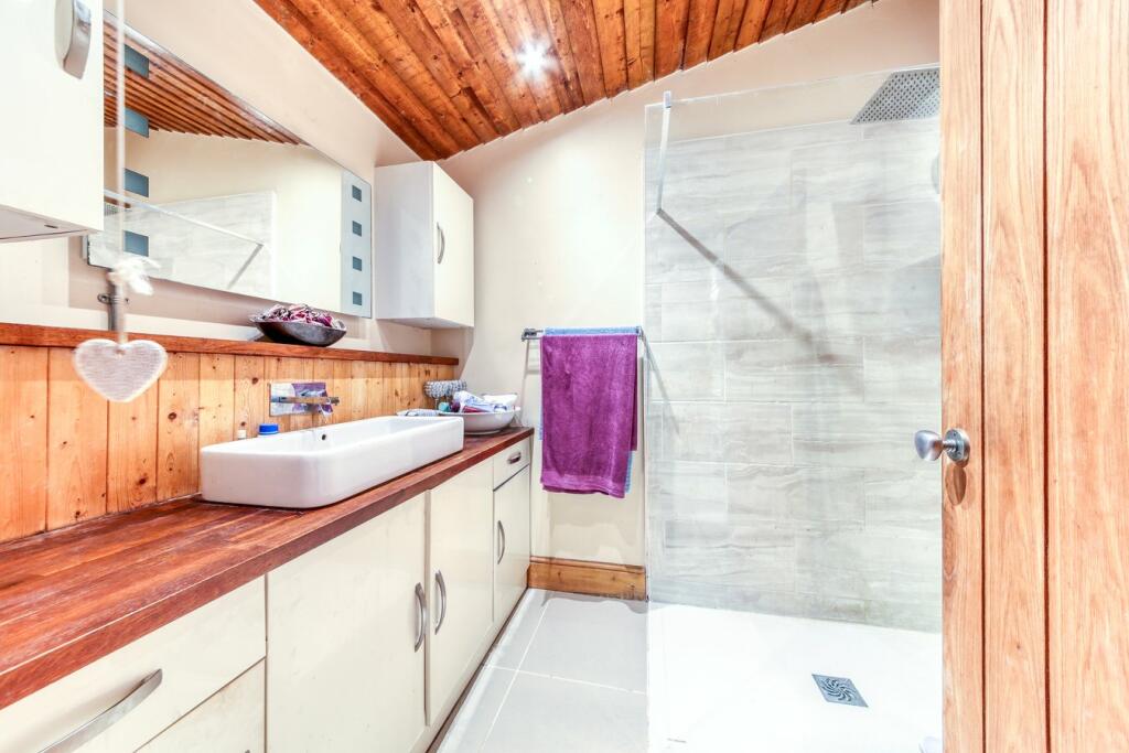 Additional image 7 of Gloucester Road, Croydon, CR0