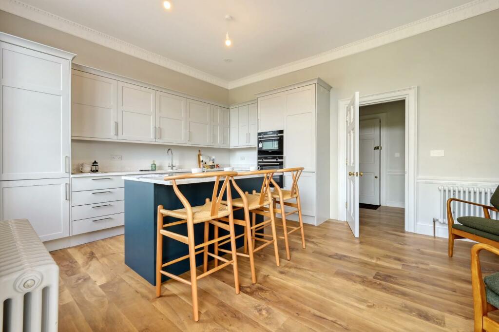 Additional image 5 of Brizes Park, Kelvedon Hatch