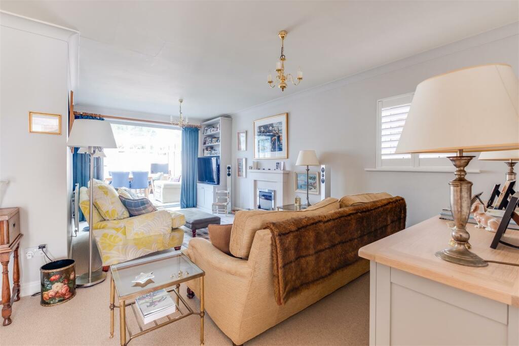 Additional image 7 of Ashtree Farm Court, Willaston, Neston