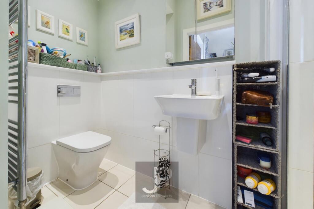 Additional image 34 of Kensington Way, Brentwood