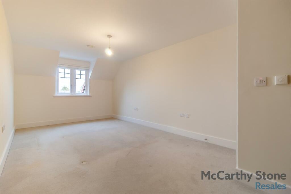 Additional image 14 of Hadleigh Road, Frinton-On-Sea