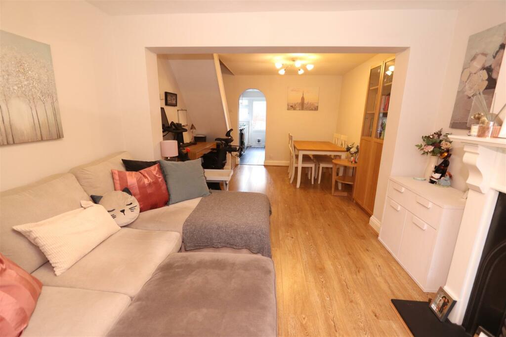 Additional image 10 of Crescent Road, Warley, Brentwood