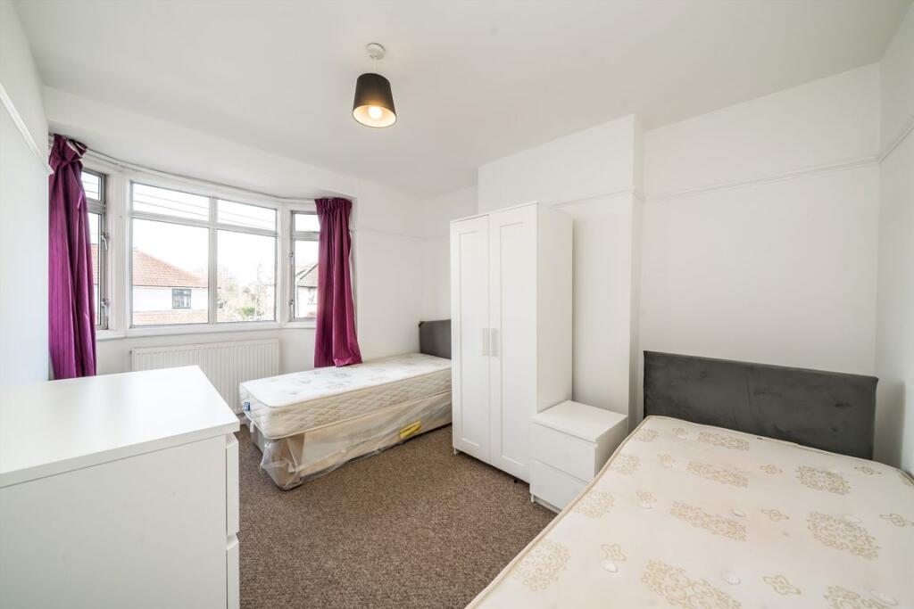 Additional image 7 of Woodland Way, Tooting